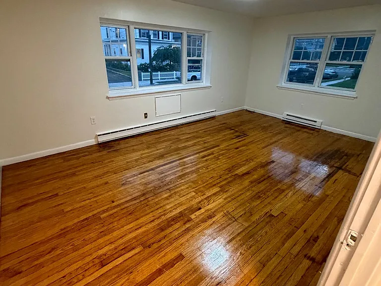 6 Elm St #3A — Photo 2