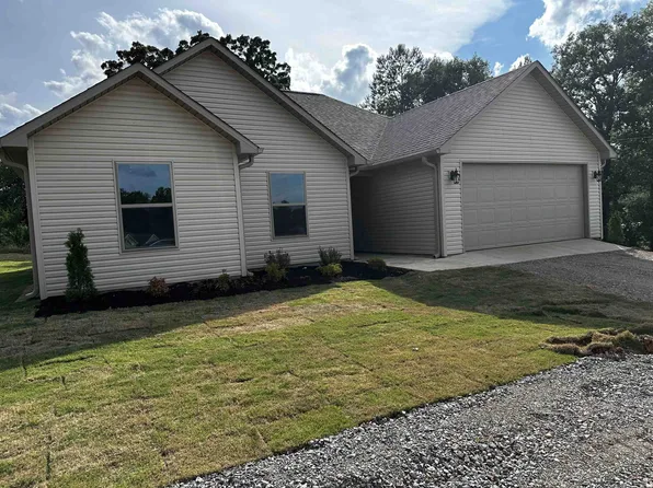 200 Westwood Cv, Henderson, TN 38340
