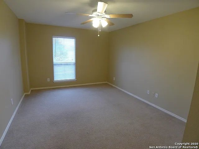 8915 Scarlet Crk — Photo 14