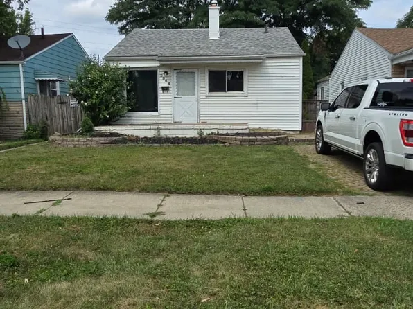2568 Downing St, Melvindale, MI 48122