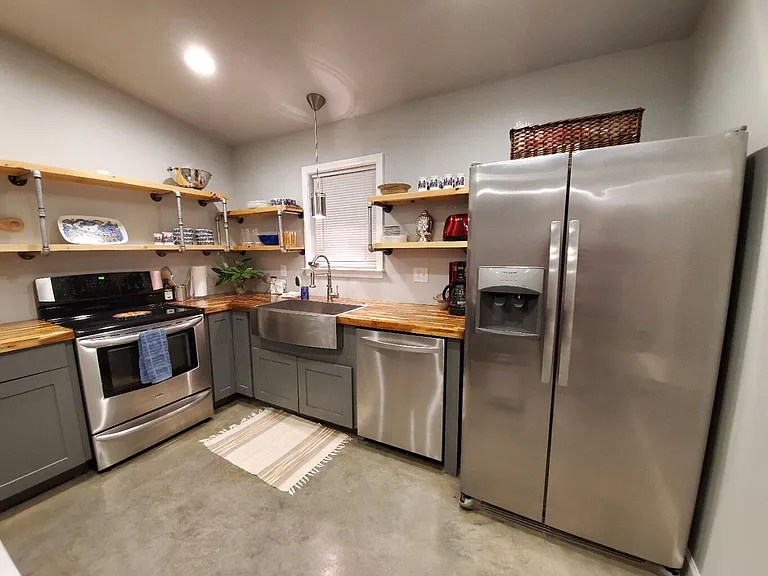 81 Mount Clare Ave — Photo 7