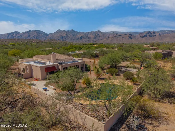 8756 E Bear Paw Pl, Tucson, AZ 85749