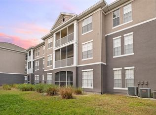 9320 Crescent Loop Cir APT 305, Tampa, FL 33619