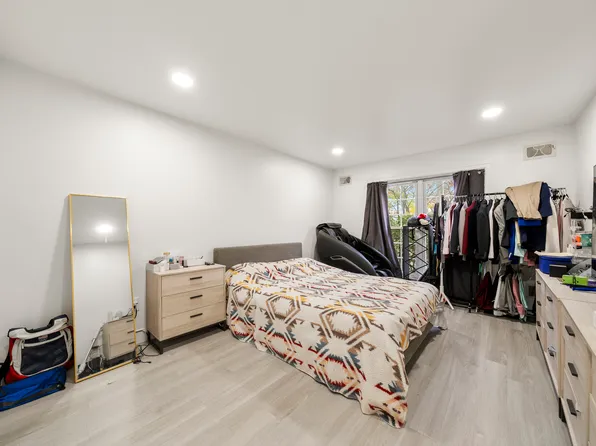 1420 Westgate Drive image 3 of 19