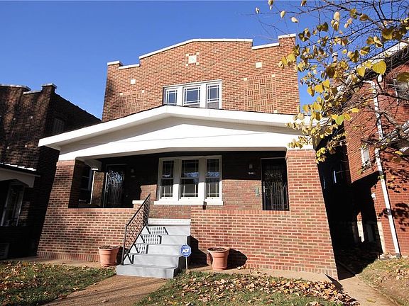 2nd image of 5451 Lisette Ave