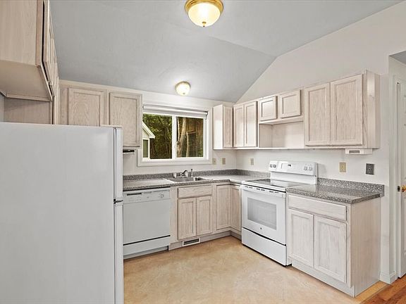 5th image of 74 Crystal Water Dr Unit 74