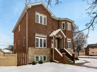 7659 W Rascher Ave, Chicago, IL 60656