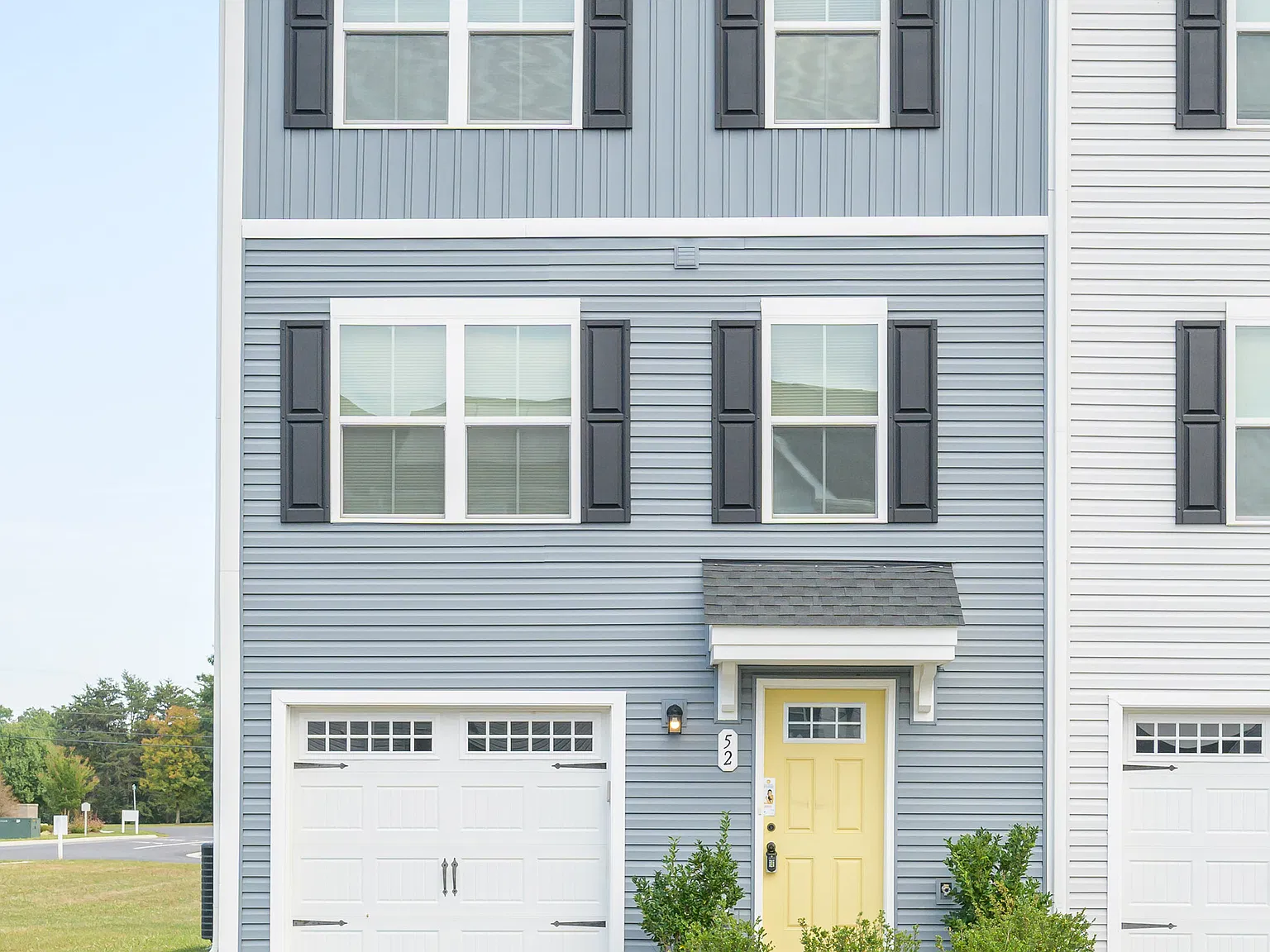3 bed, 2.5 bath, 1560 sqft, $2,150 — Photo 1
