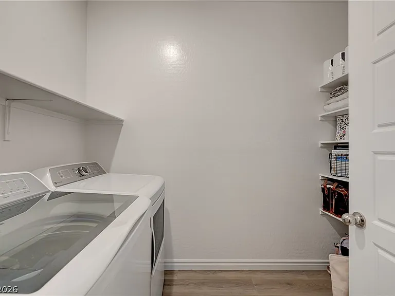600 N Carriage Hill Dr #2084 — Photo 35