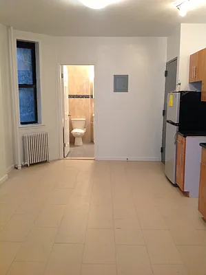 Rented by AD Real Estate Investors | media 9