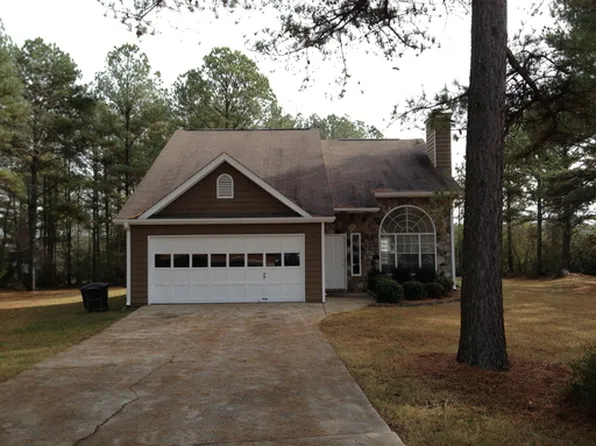 60 Whispering Pines Cir, Covington, GA 30014