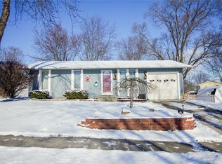 7325 Valley Meadows Dr, Fort Wayne, IN 46815