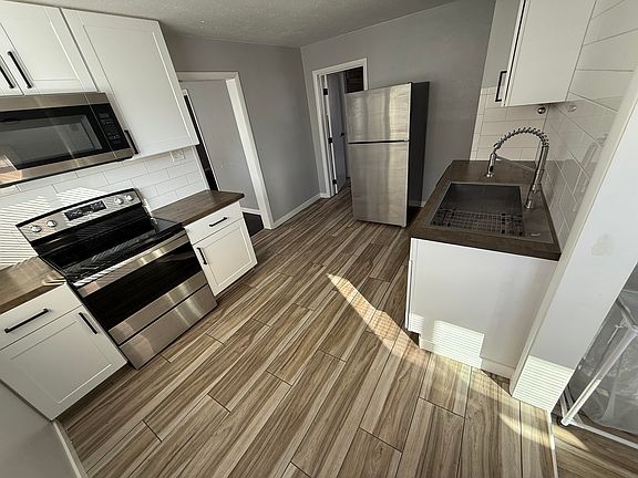 4th image of 118 L St