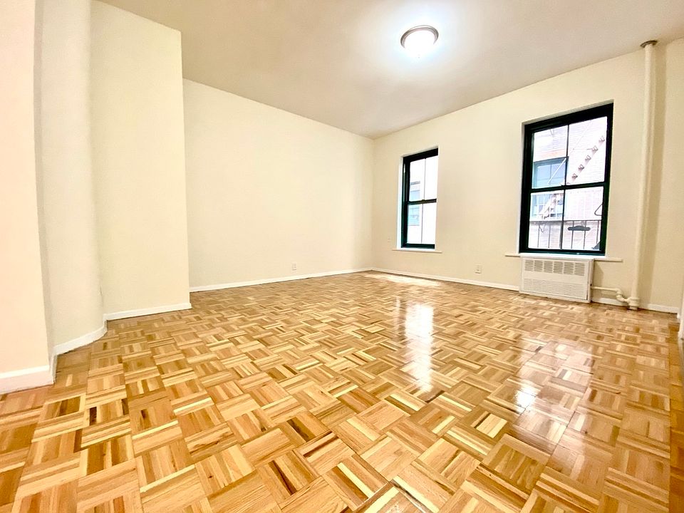 2nd image of 511 E 78th St APT 3D