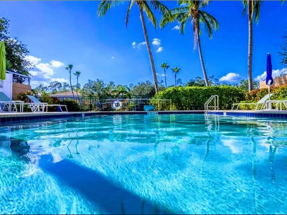 58355 Cove Cir