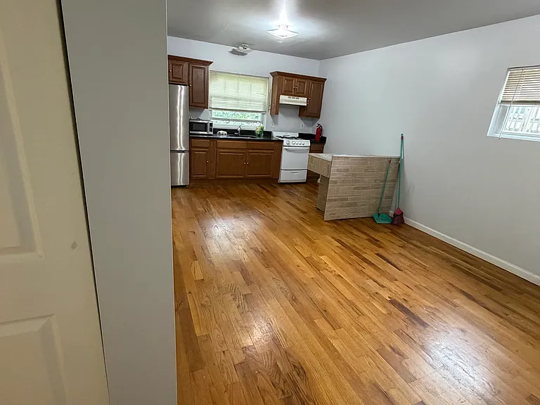 8 Robert St #205 — Photo 2