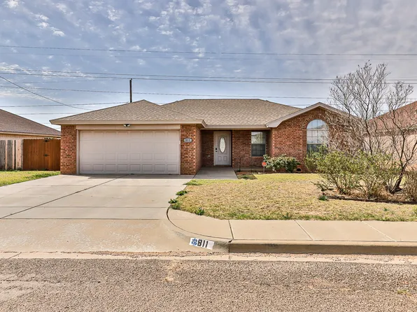 811 11th St, Wolfforth, TX 79382