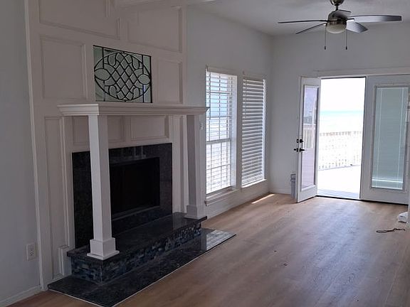 Additional Living Room