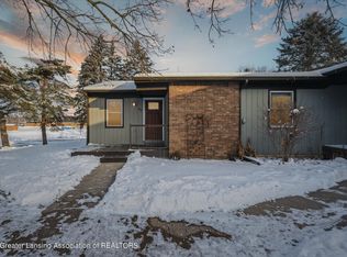 501 N Scott St #10, Dewitt, MI 48820
