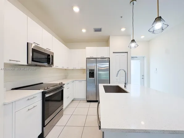 8167 NW 41st St, Miami, FL