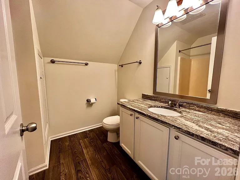 926 Polk St — Photo 34
