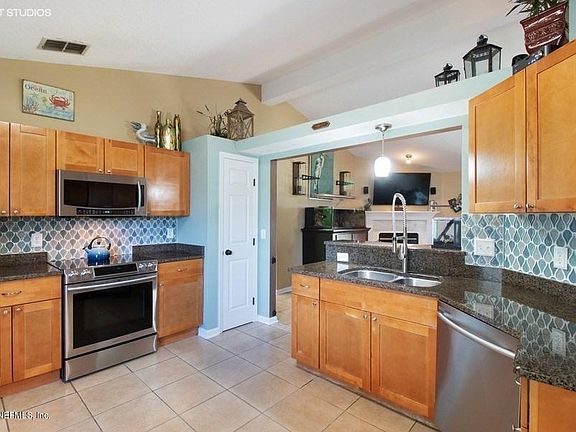 5th image of 12543 Fallohide Ln