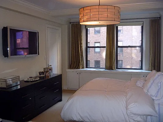 Sold by Sotheby's International Realty | media 8