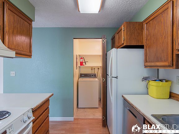 5th image of 5002 Dartmouth Dr #A12