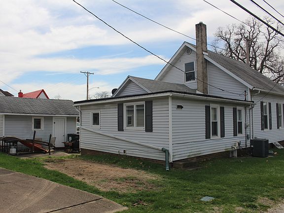 3rd image of 216 S Grant St