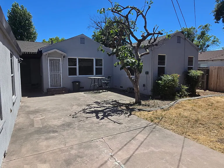 627 W Euclid Ave — Photo 17