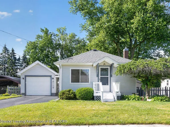 741 Center St, Mason, MI 48854