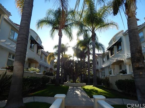 3rd image of 1340 El Prado Ave Unit 39