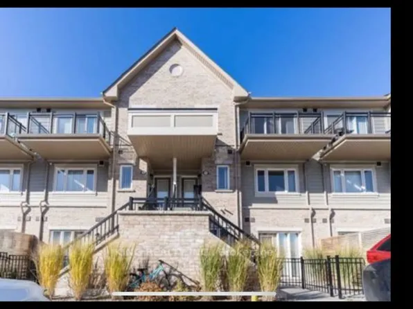 250 Sunny Meadow Blvd #93, Brampton, ON L6R 3Y7