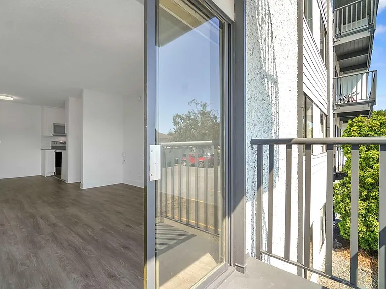 3187 Shelbourne St #107 — Photo 16