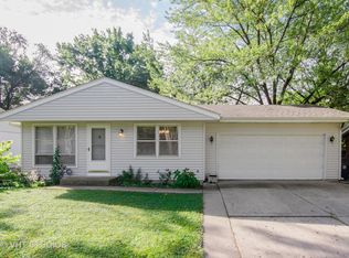 2067 South St, Elgin, IL 60123