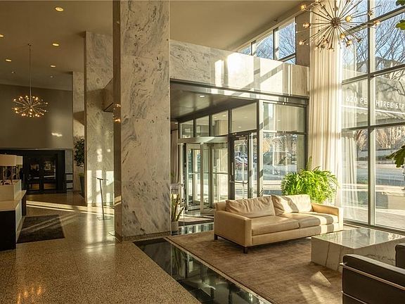 2nd image of 620 Peachtree St NE APT 716