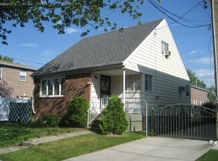 202-34 46th Ave, Flushing, NY 11361