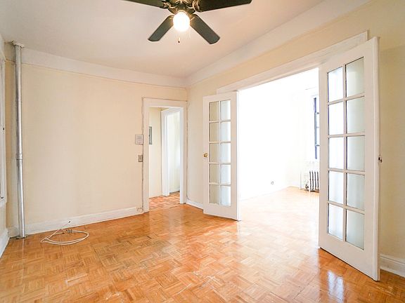 3rd image of 725 9th Ave #2E