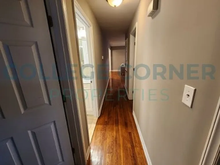 639 S Poplar St #C — Photo 30