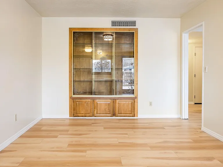 245 N Vine St #803 — Photo 12