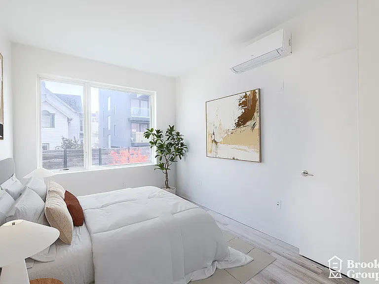 101-19 Rockaway Beach Blvd #3E — Photo 9