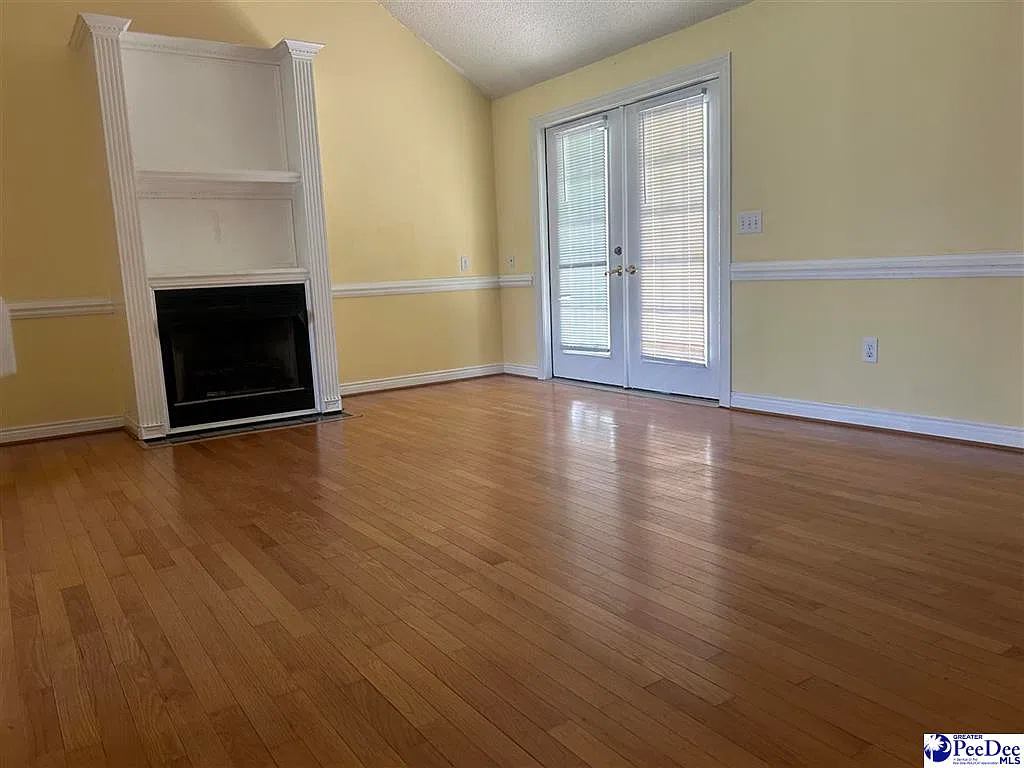 622 Aspen St. - 1 — Photo 2