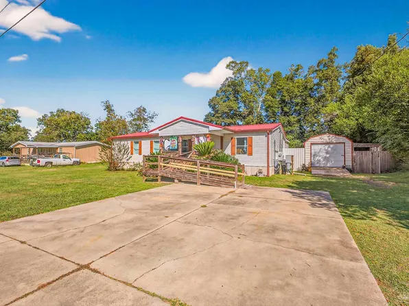 1200 Kemala Ave, Molino, FL 32577