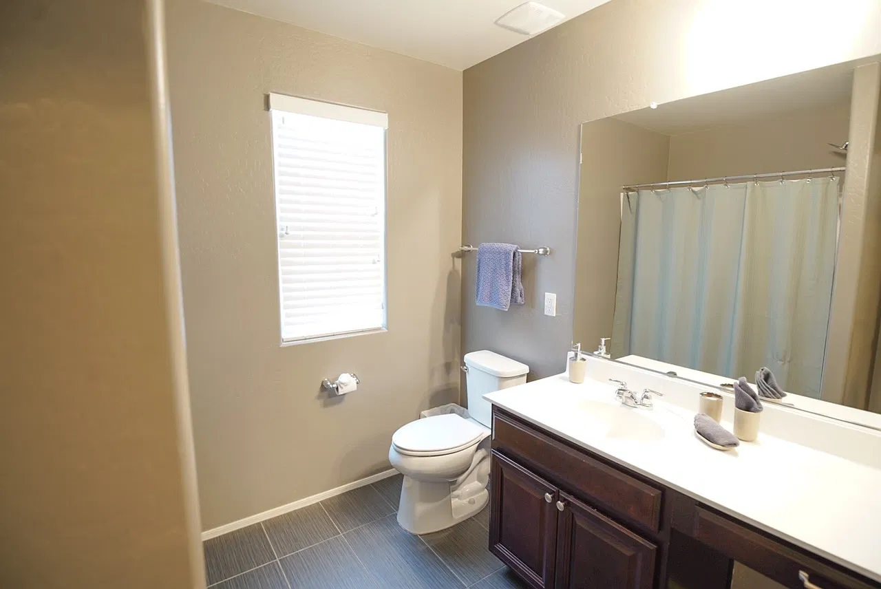 896 South Pheasant Drive - 1 — Photo 4