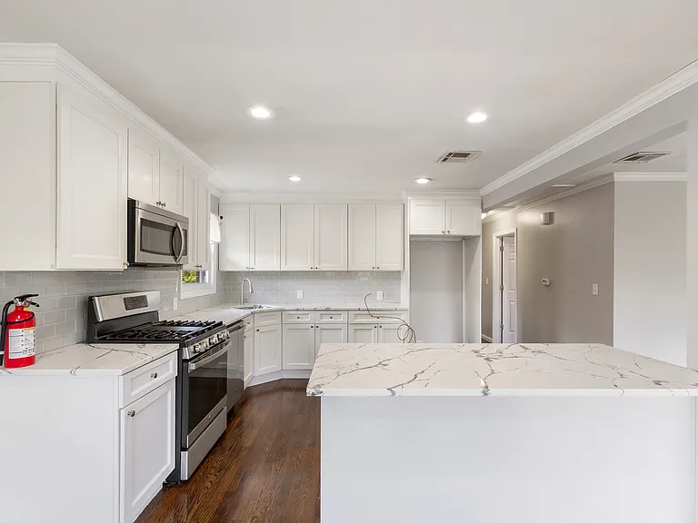 2089 Galloping Hill Rd #1 — Photo 7