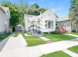 1814 Lasalle St, Racine, WI 53402