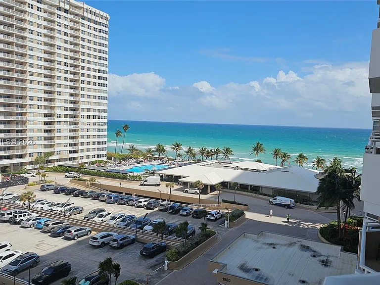 1980 S Ocean Dr #7M — Photo 1