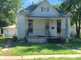 517 N 10th St, Clarinda, IA 51632