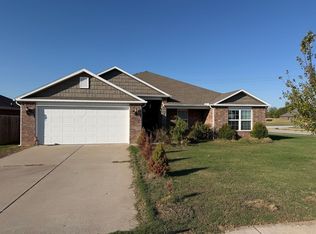 4300 SW Comstock Ave, Bentonville, AR 72712