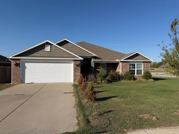 4300 SW Comstock Ave, Bentonville, AR 72712